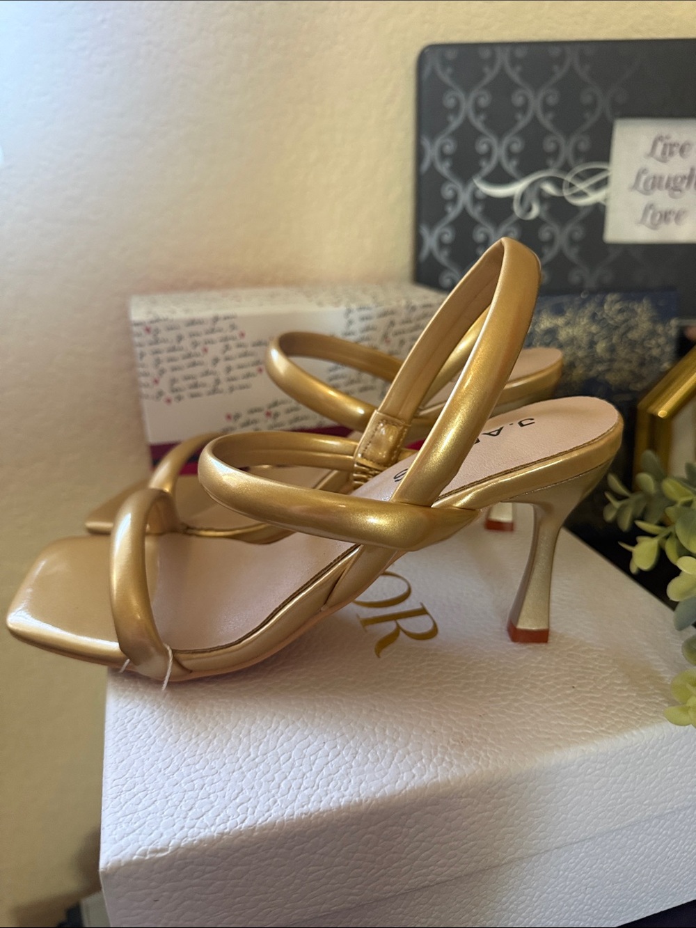 NWT J. Adams Gold Metallic Square Toe Block Heels Size 7